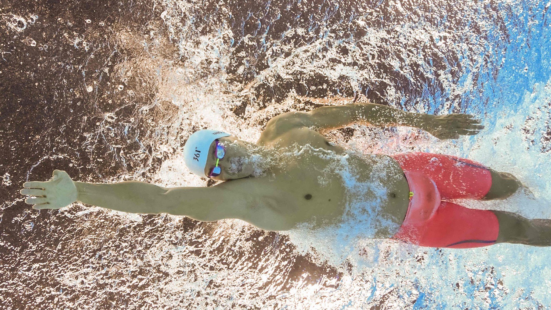 世界杯精彩瞬间：每一秒都令人热血沸腾！，世界杯经典视频