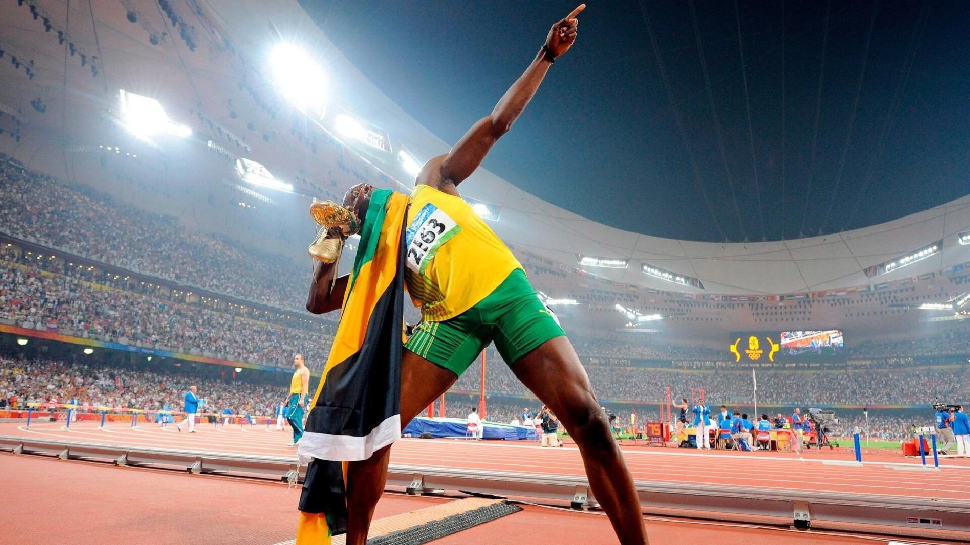 格林伍德的防守策略与球场智慧，让袋鼠队进攻更有保障，格林伍德球员